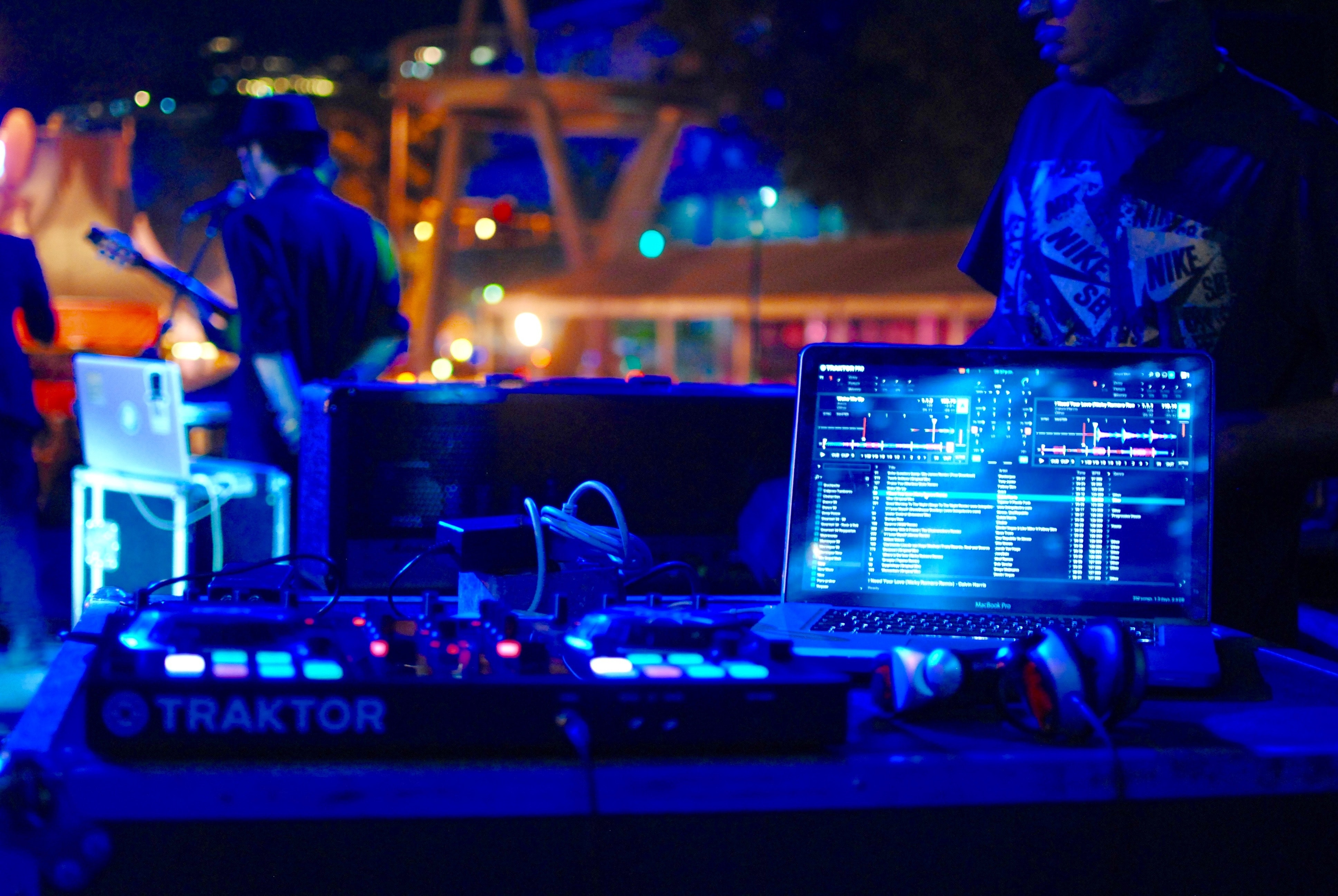 The mixing desk available for Scottish wedding bands to use. 